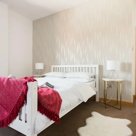 The College Loft - Historic Light-flooded 3bdr Bristol